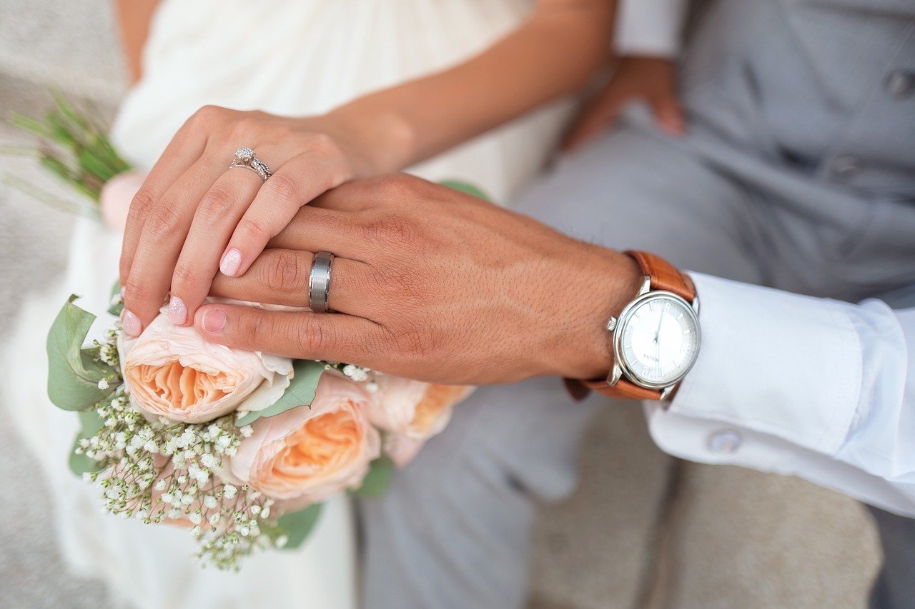 Pinterest stops promoting plantation weddings